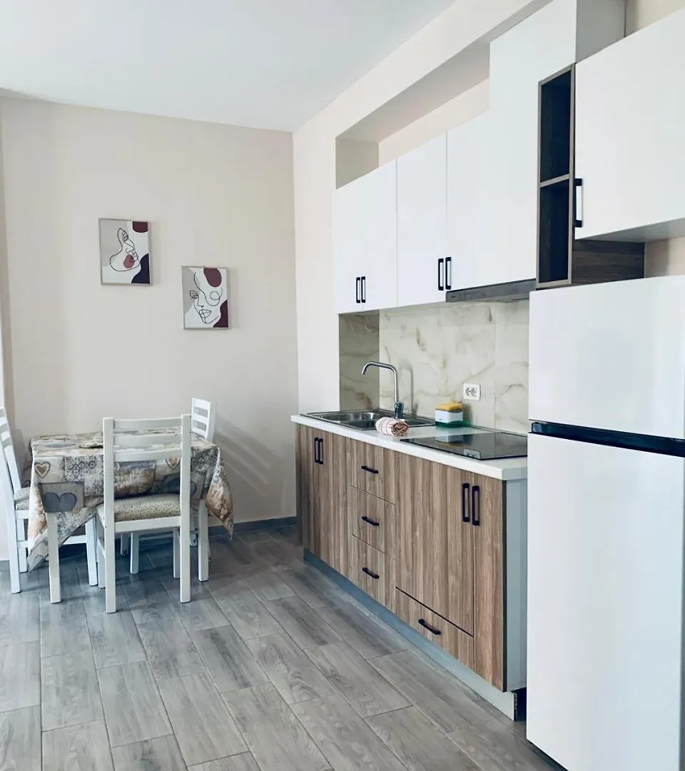 Apartamente me qera Vlorë Apartamento